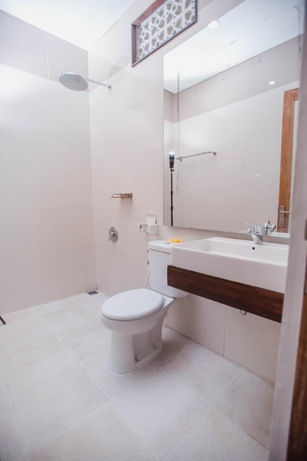 Acala hostel Toyapakeh Kültér fotó